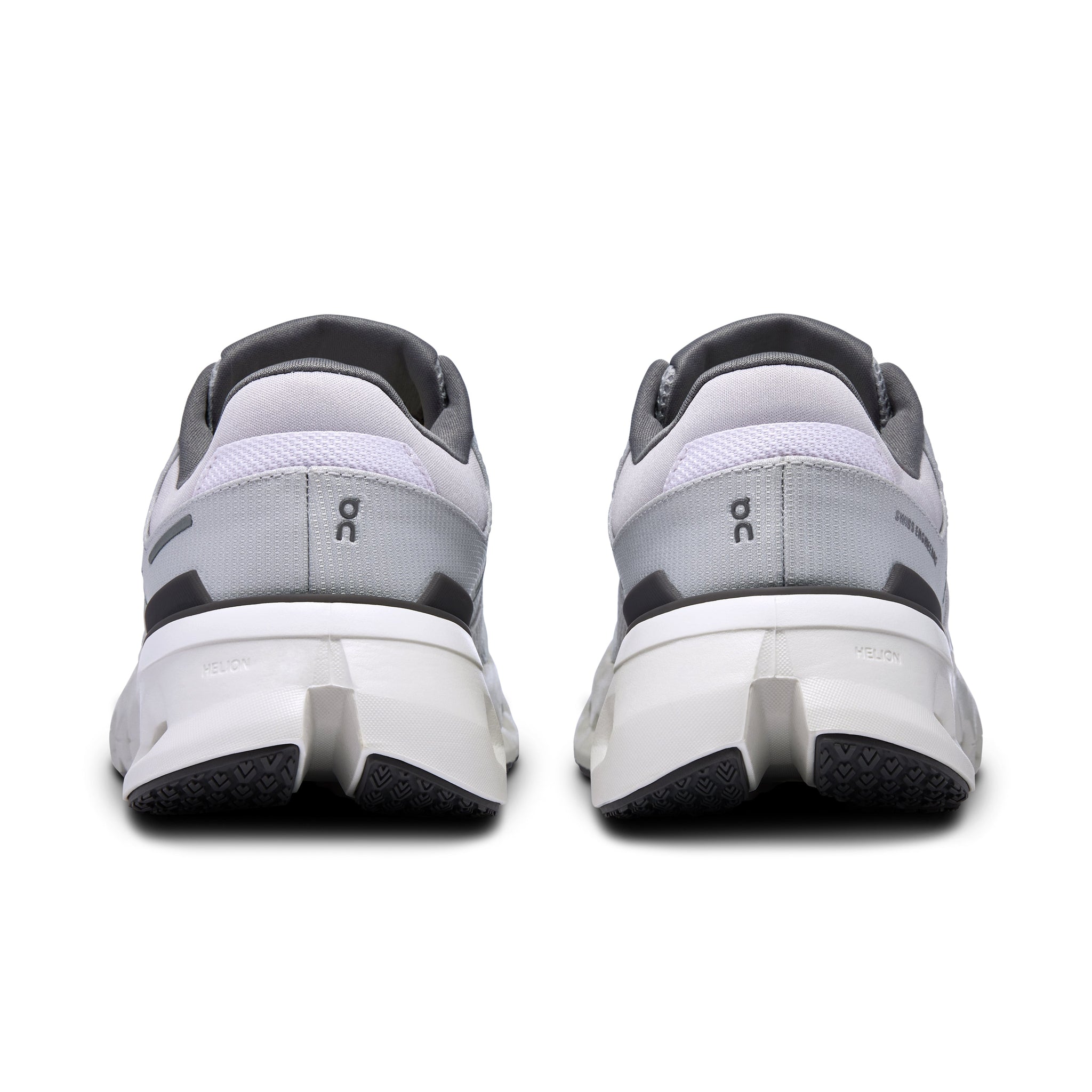 On Cloudrunner 2 - Femme