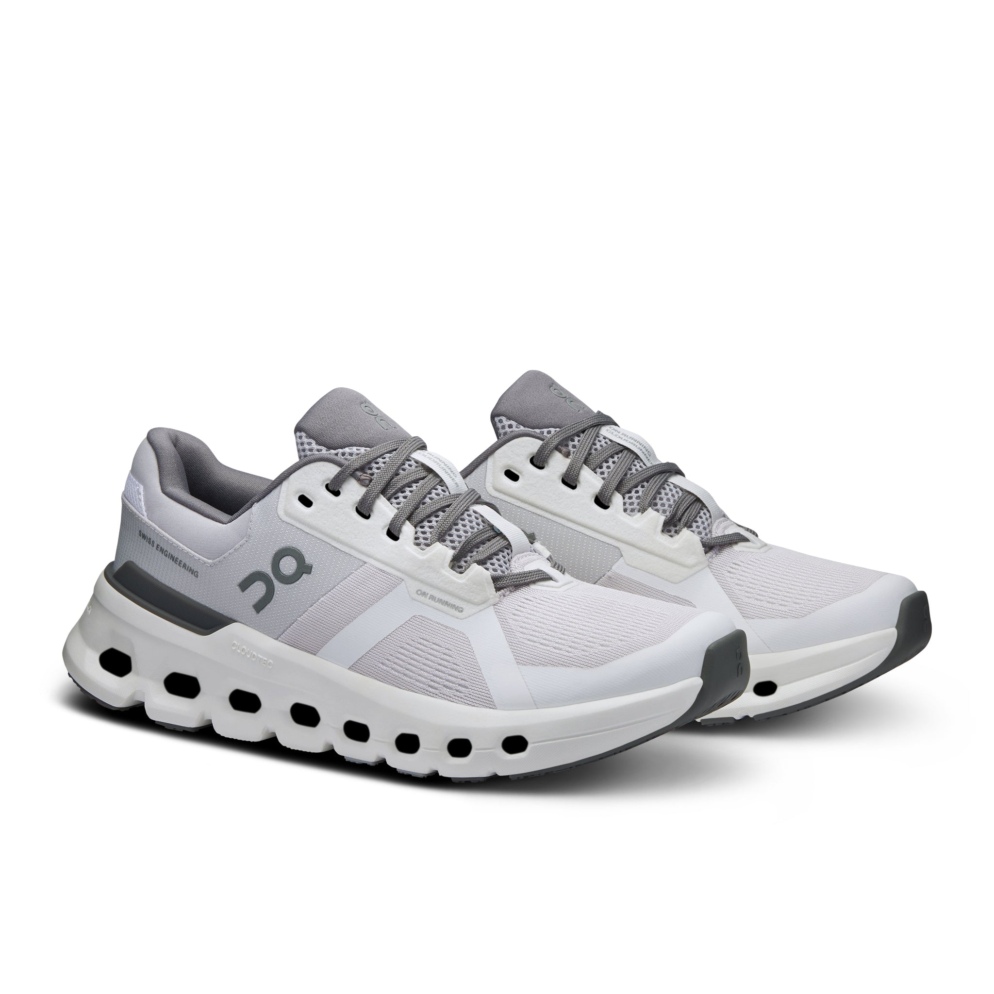 On Cloudrunner 2 - Femme