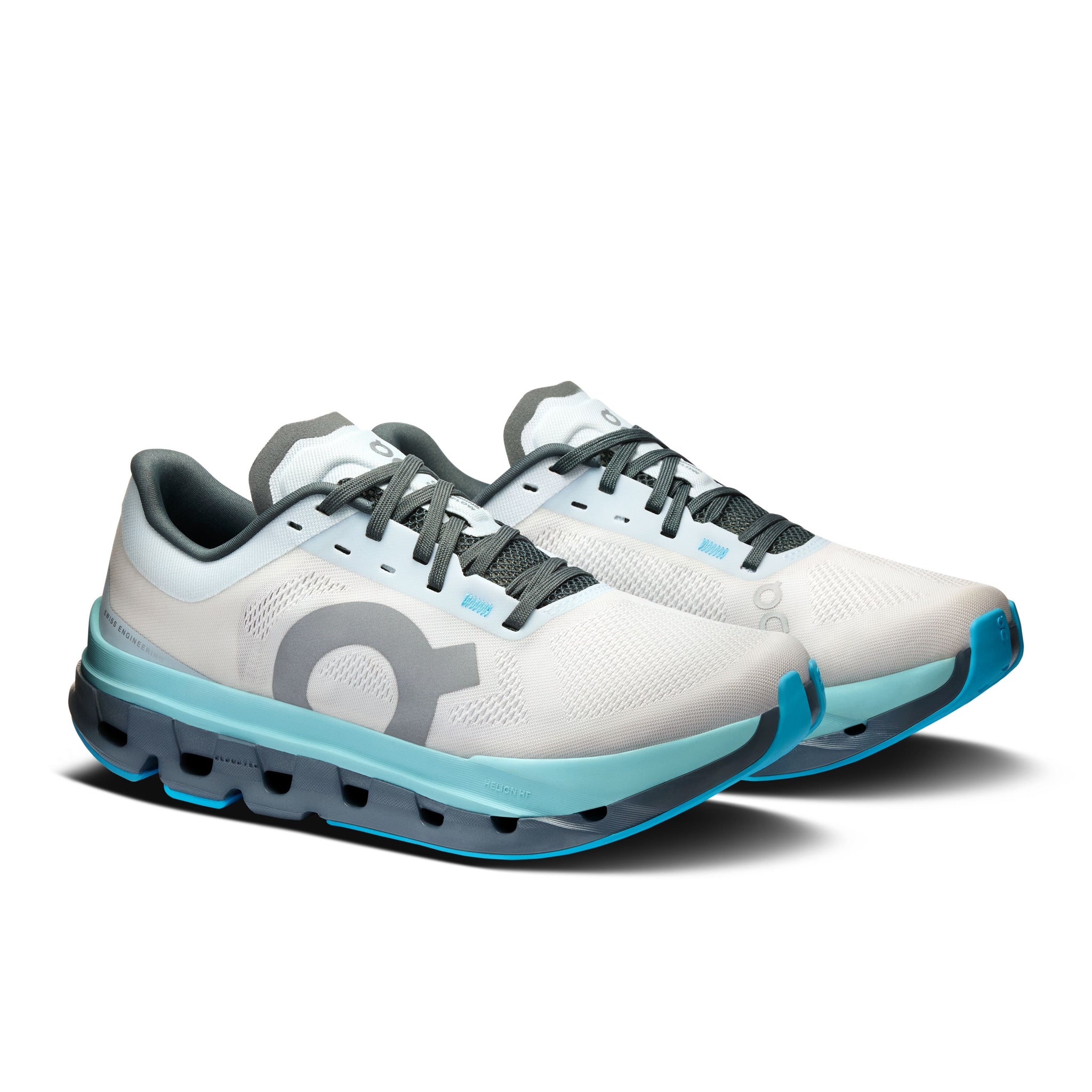 On Cloudflow 5 - Femme